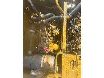 Crawler excavator CATPILLAR 320DL: picture 3 Crawler excavator CATPILLAR 320DL: picture 3