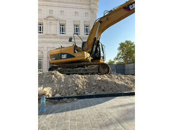 Crawler excavator CATPILLAR 320DL: picture 2 Crawler excavator CATPILLAR 320DL: picture 2