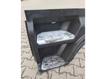 Footstep for Truck FORD STOPNICA KOMPLETNA LEWA GÓRNA STOPIEŃ FORD F-MAX 500 TRUCKS: picture 2