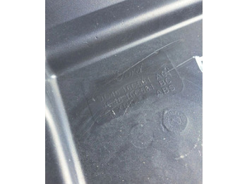 Fender for Truck Ford F-MAX CARGO JC46   Ford F-MAX CARGO truck: picture 4