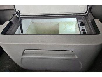 Cab and interior FORD
