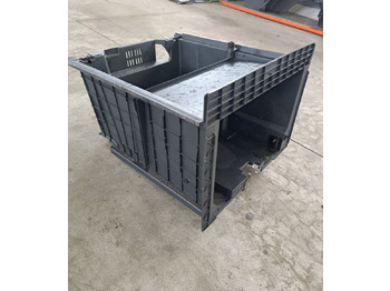 Cab and interior RENAULT T