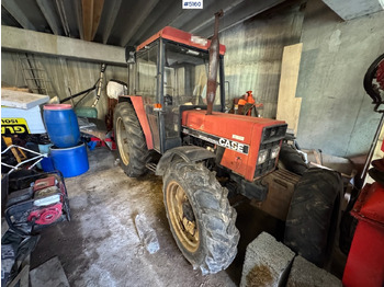 Farm tractor CASE IH 833