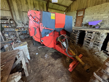 Tedding equipment KUHN
