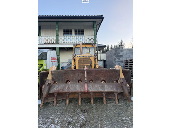 Bulldozer CAT D6C Dozer w/ blade and ripper.: picture 5