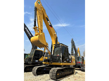 Crawler excavator CATERPILLAR 320D2