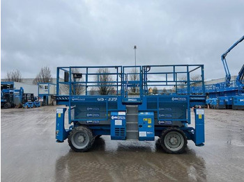 Scissor lift GENIE