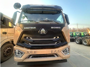 Tractor unit SINOTRUK HOWO