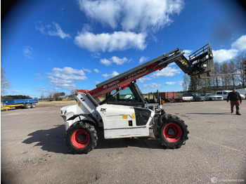 Telescopic handler Bobcat T3093CD, 2000, Kurottaja, Oripää: picture 3