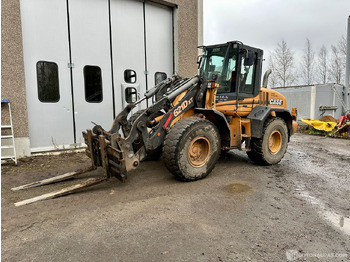 Wheel loader CASE