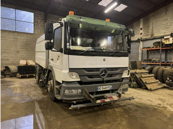 Road sweeper MERCEDES-BENZ Atego 1524