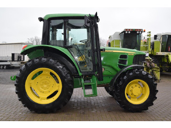 Farm tractor JOHN DEERE 6230