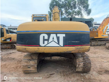 Crawler excavator CATERPILLAR 320C: picture 2