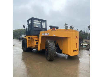 Diesel forklift Mitsubishi FD320: picture 5 Diesel forklift Mitsubishi FD320: picture 5