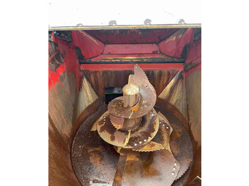 Forage mixer wagon BVL V-Mix 12 LS Voermengwagen Voermachines: picture 4