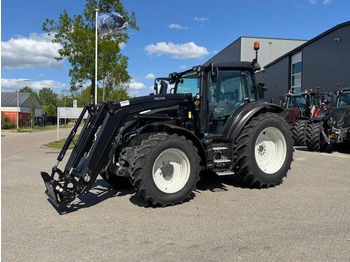 Farm tractor VALTRA
