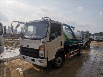 Vacuum truck SINOTRUK
