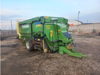 Forage mixer wagon FARESIN