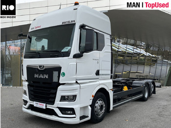 Container transporter/ Swap body truck MAN TGX