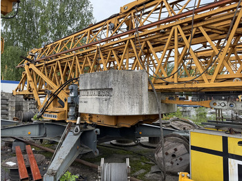 Self-erecting tower crane LIEBHERR