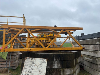 Tower crane LIEBHERR