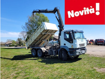 Crane truck IVECO Trakker