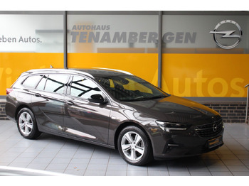 Car OPEL