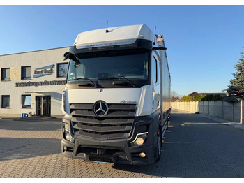Curtainsider truck MERCEDES-BENZ Actros 1845