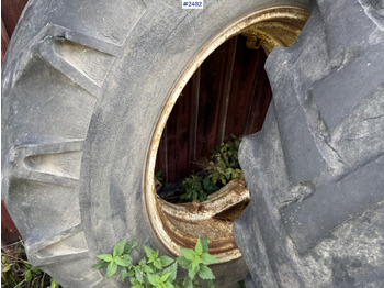 Wheel and tire package for Agricultural machinery 2 tractor tires with rims and rings: picture 5