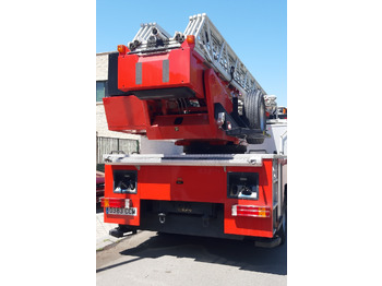 Fire truck MERCEDES-BENZ 1528F MAGIRUS DLK 23-12: picture 2