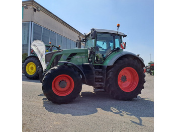 Farm tractor FENDT 828 Vario