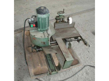 Milling machine