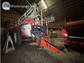 Trailed sprayer KUHN