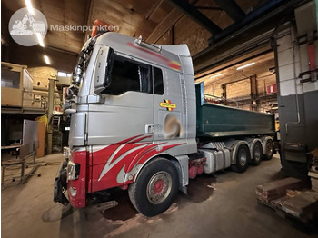 Hook lift truck MAN TGX