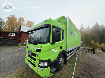 Box truck SCANIA P 320