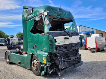 Tractor unit MERCEDES-BENZ Actros 1846
