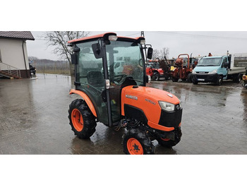 Farm tractor Ciągnik Kubota B2650 4x4 klima 26 KM hydrostat: picture 4