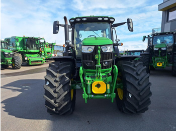 Farm tractor John Deere 6R 155: picture 2