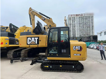 Mini excavator CATERPILLAR 305.5E2