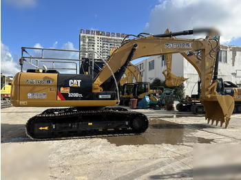 Crawler excavator CATERPILLAR 320D