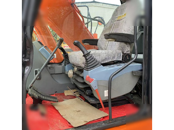 Crawler excavator DOOSAN DX140 LC: picture 3
