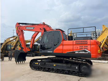 Crawler excavator DOOSAN DX225LC