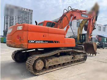 Crawler excavator DOOSAN DX225 LCA: picture 3