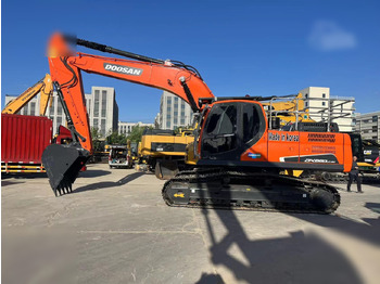 Crawler excavator DOOSAN DX260