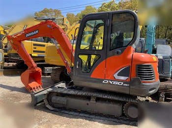 Mini excavator DOOSAN DX60