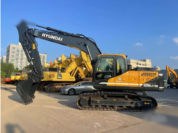Crawler excavator HYUNDAI