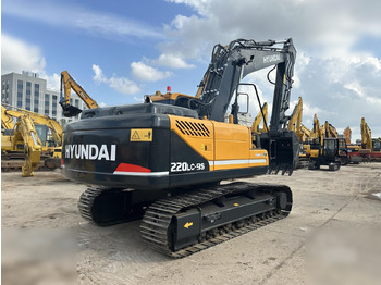 Crawler excavator HYUNDAI