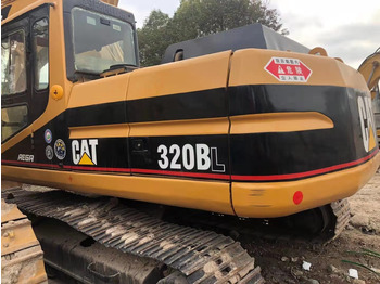 Crawler excavator CATERPILLAR 320B