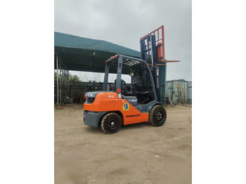 Diesel forklift TOYOTA FBCA30: picture 4