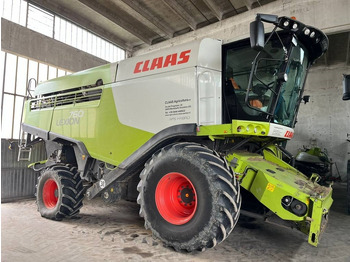 Combine harvester CLAAS Lexion 760